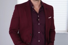 Codey-Steele-posing-in-business-casual-outfit