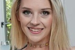 Maria-Anjel-Portrait